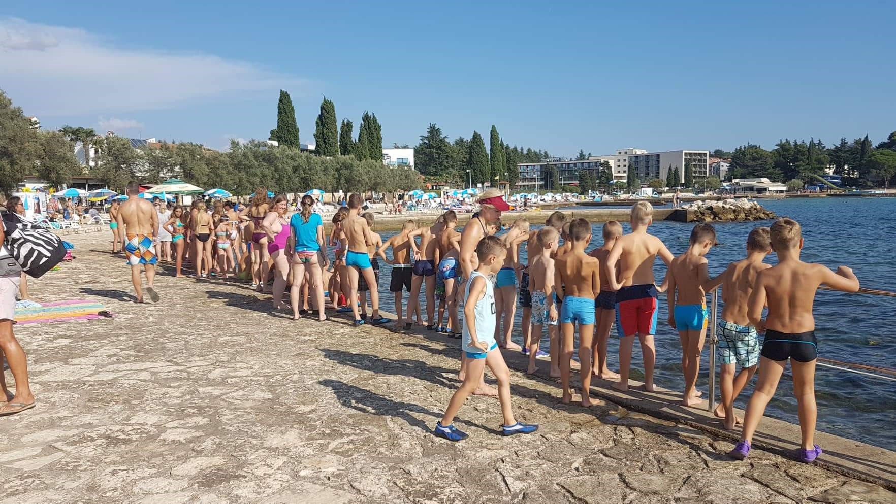 received_2205761772970769