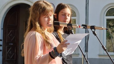 Bralni maraton – zbirka pesmi